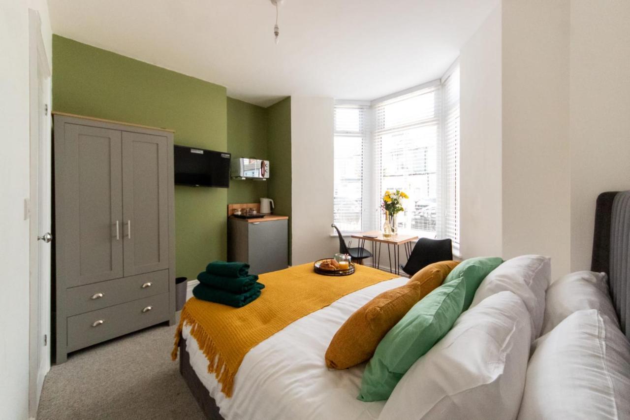 Bay City Studio Apartments By Staying-Away Cardiff Exterior photo