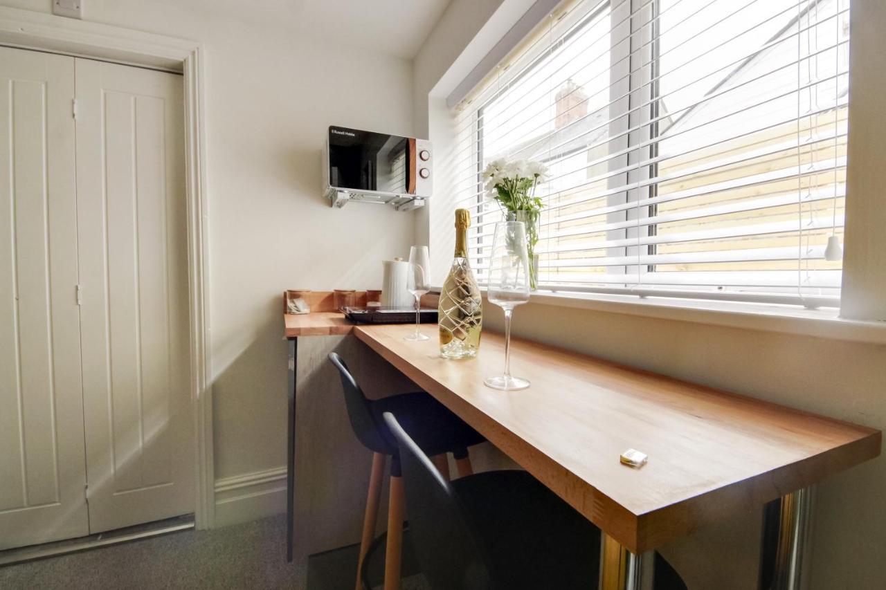 Bay City Studio Apartments By Staying-Away Cardiff Exterior photo