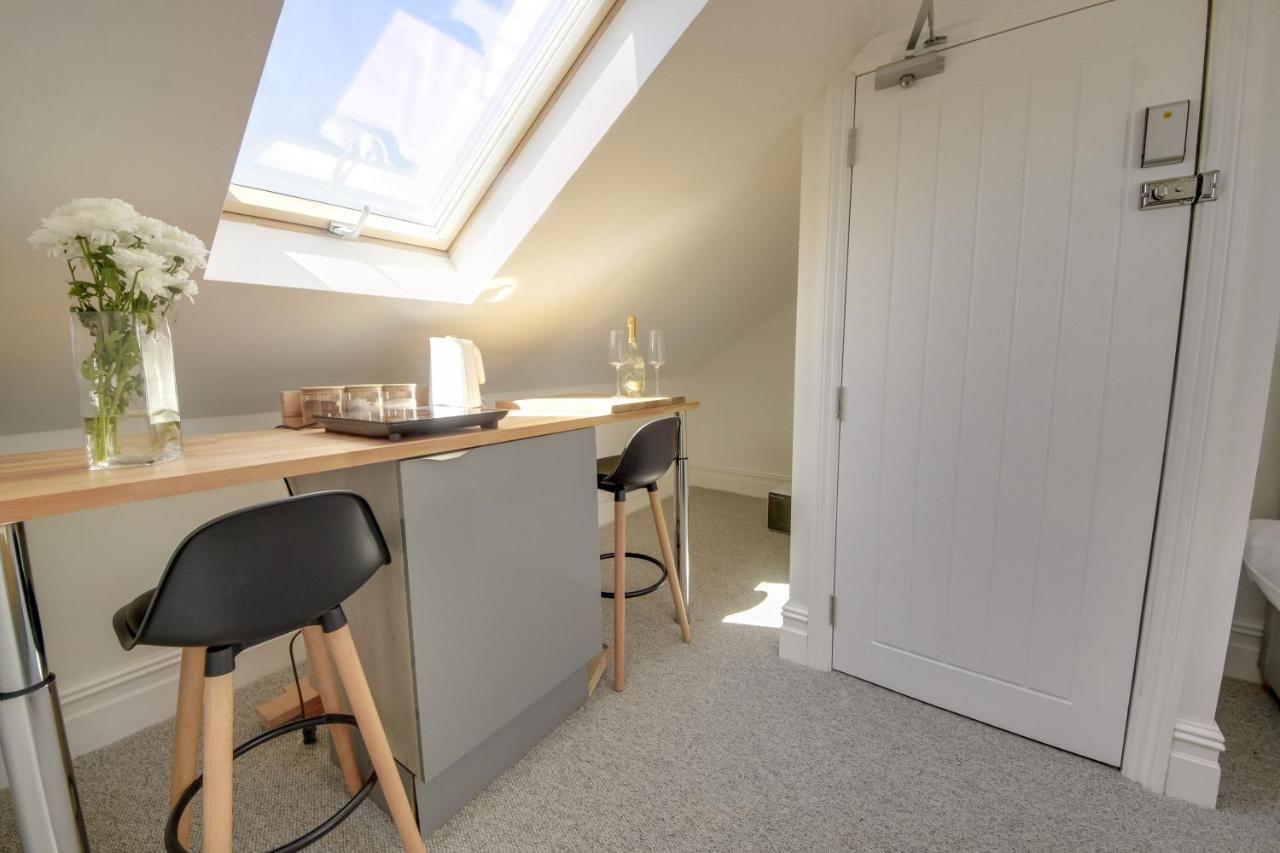 Bay City Studio Apartments By Staying-Away Cardiff Exterior photo