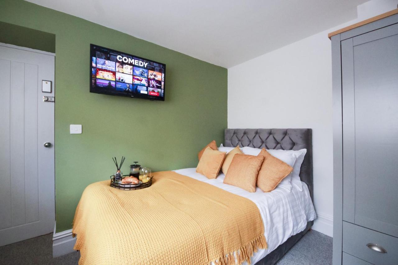Bay City Studio Apartments By Staying-Away Cardiff Exterior photo